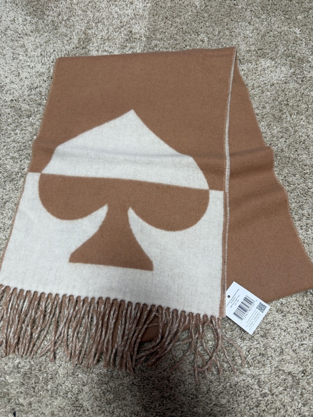 NWT Kate Spade Large Spade Logo Fringed Scarf - Camel and Cream